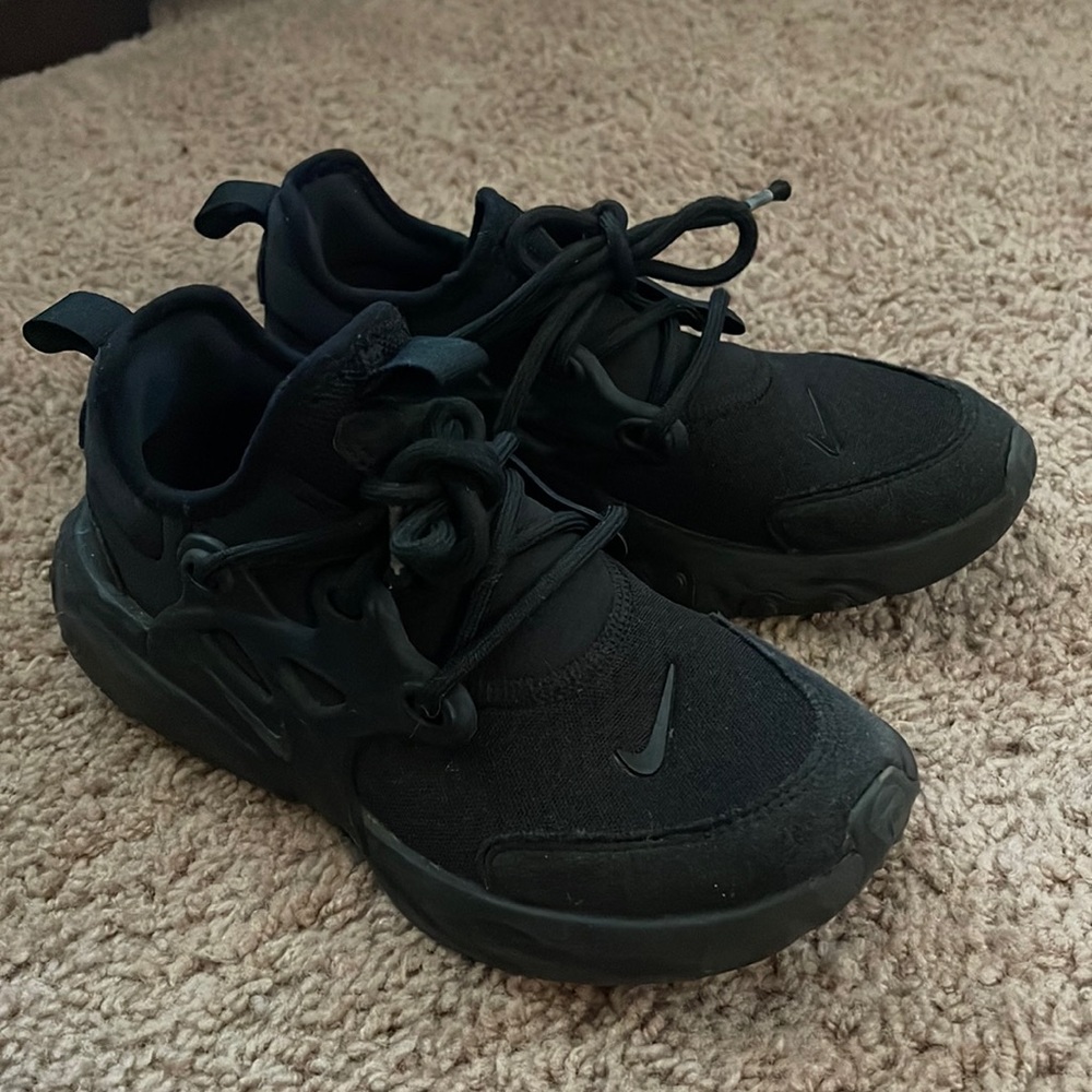 Nike Presto’s Size 2